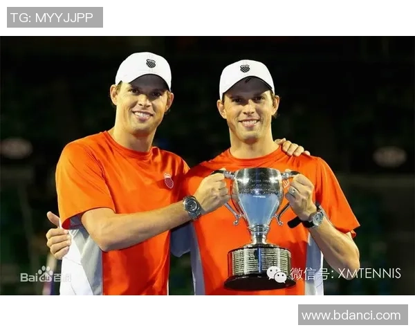 重庆网球队包夹战术分析与成败经验分享